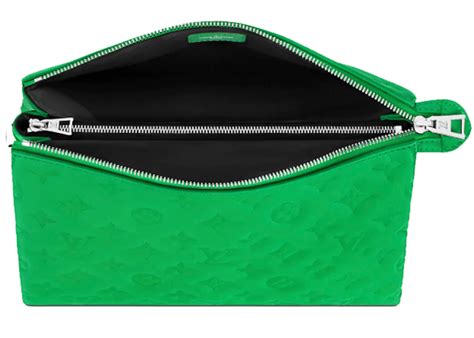 lv m57790|Louis Vuitton Coussin PM LV Motion Green .